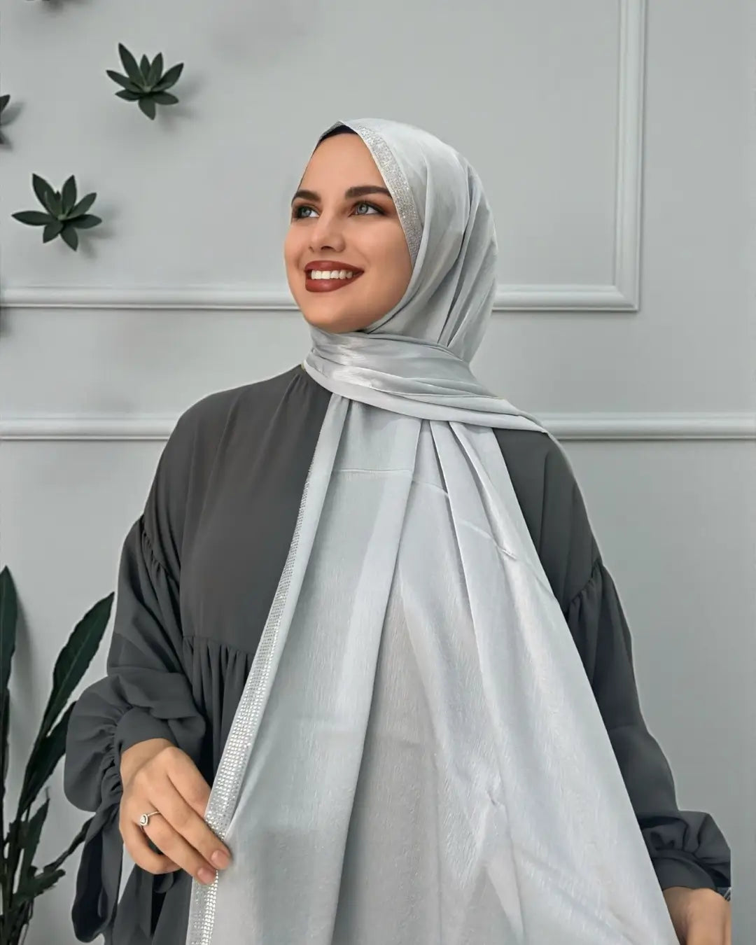 Pırıltı Taşlı Şal 002
