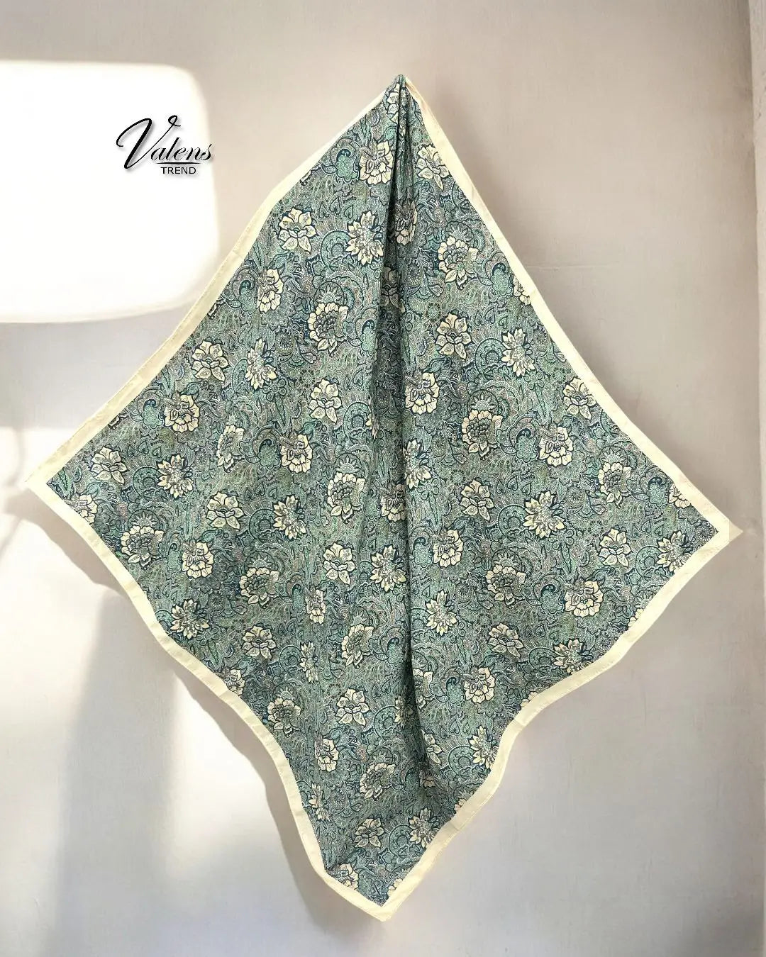 Desenli Koton Eşarp 476