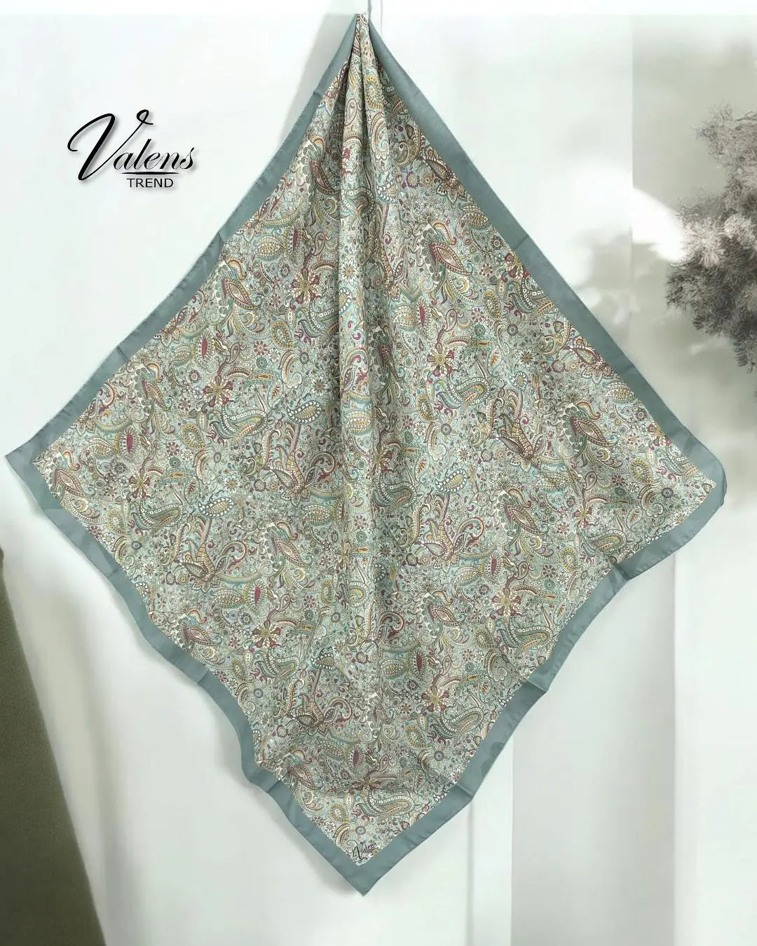 Desenli Koton Eşarp 641