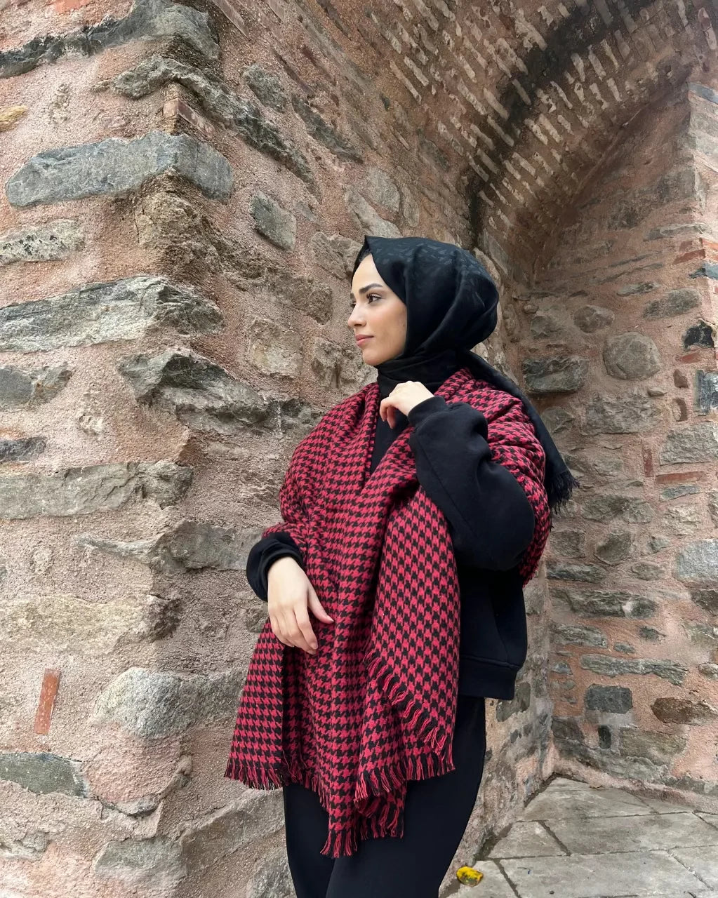 Kareli Desenli Omuz Şalı 001