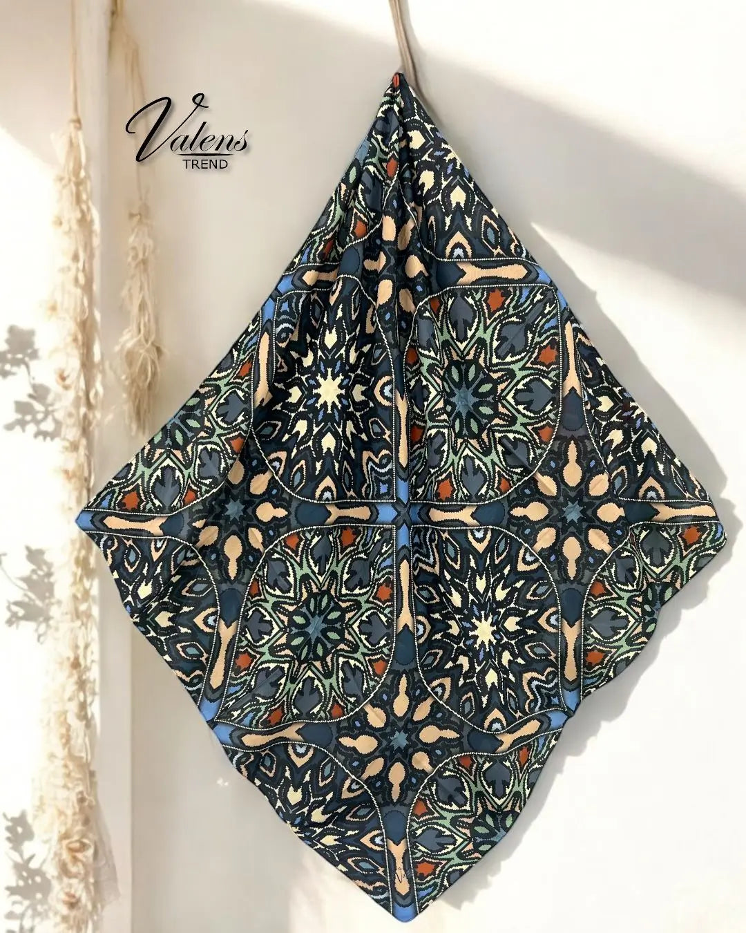 Desenli Koton Eşarp 275