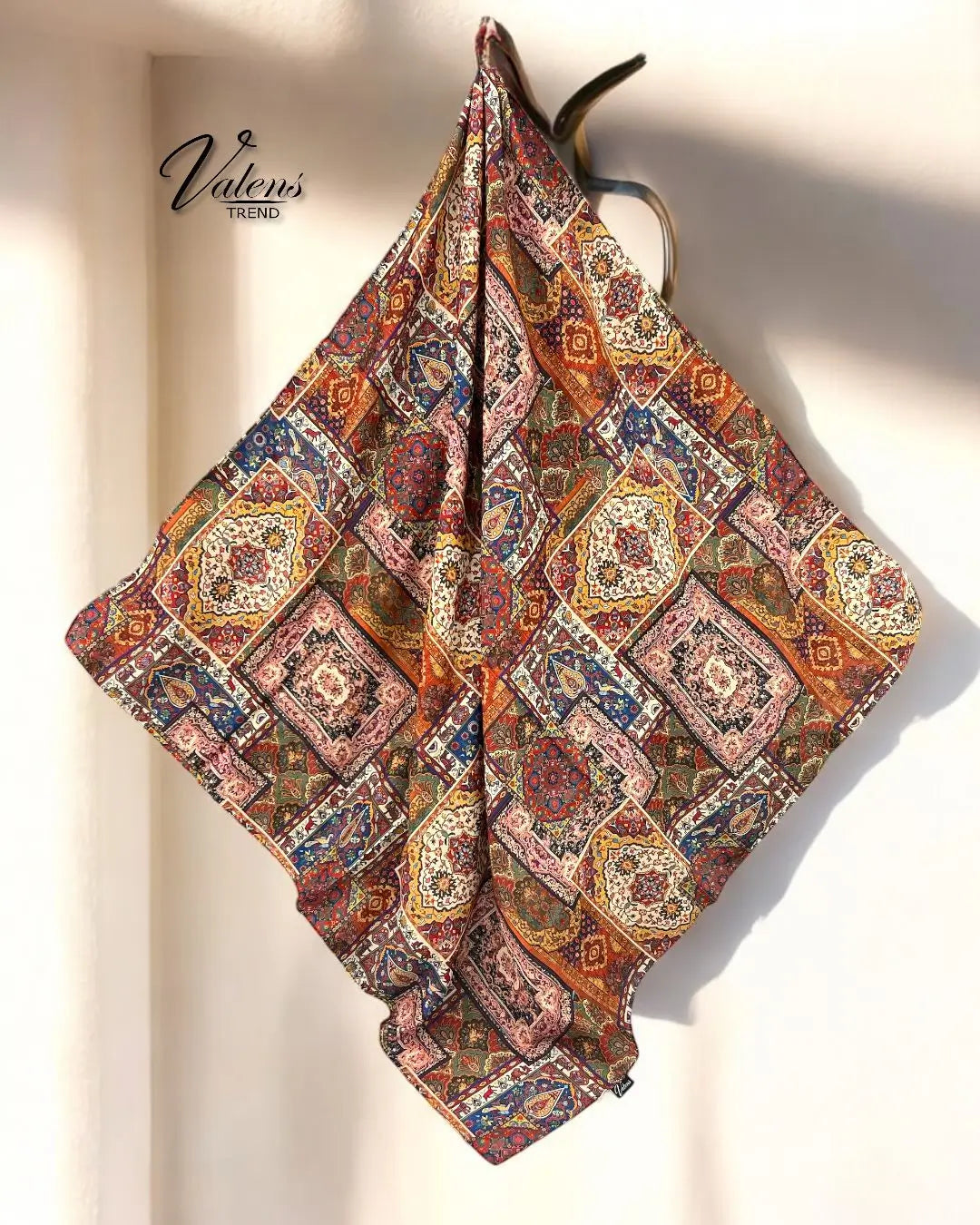 Desenli Koton Eşarp 343