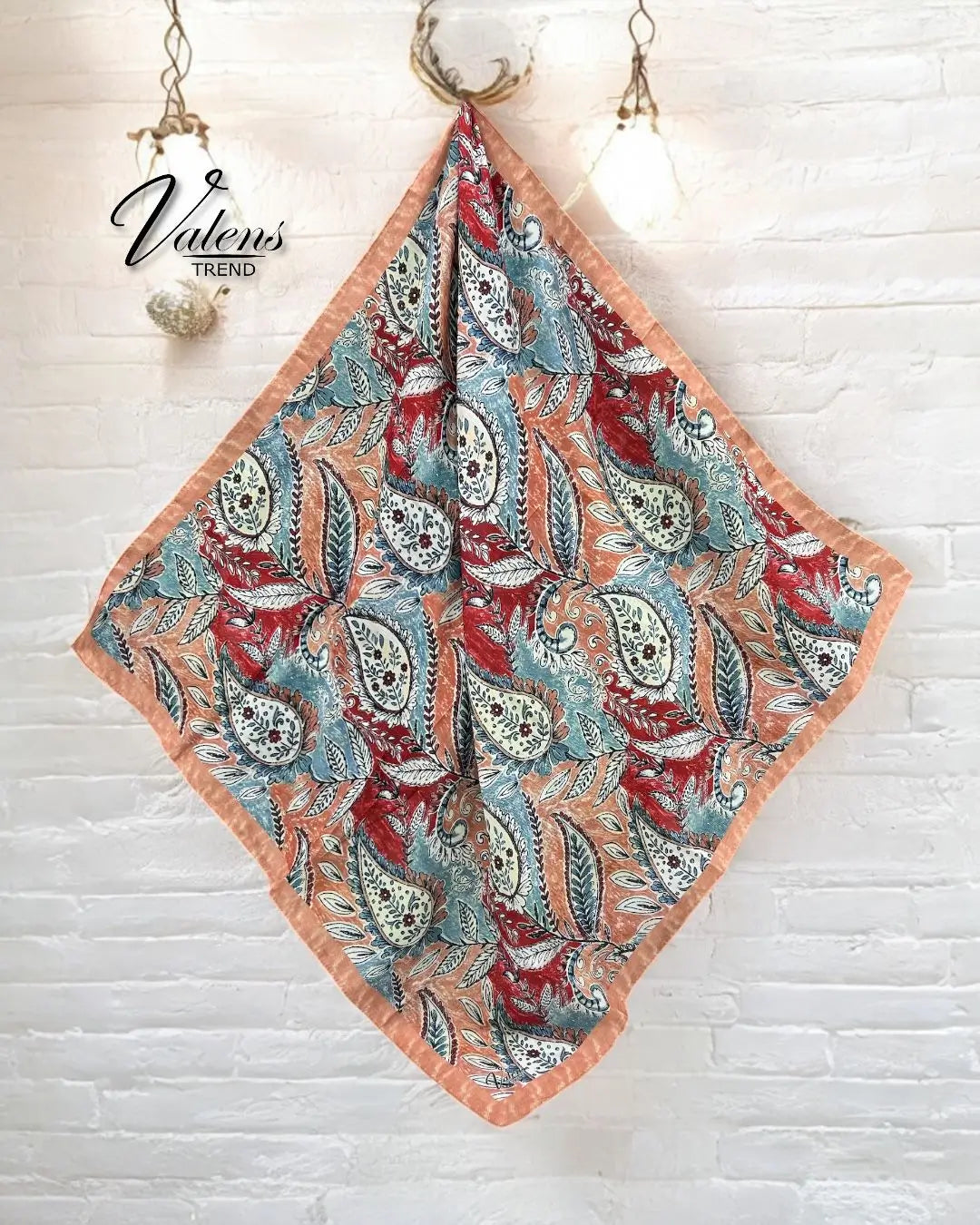 Desenli Koton Eşarp 373