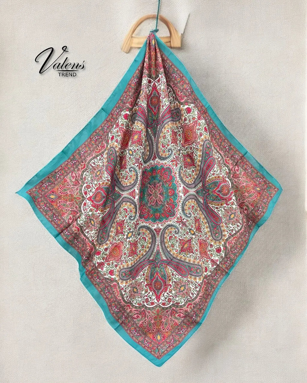 Desenli Koton Eşarp 395