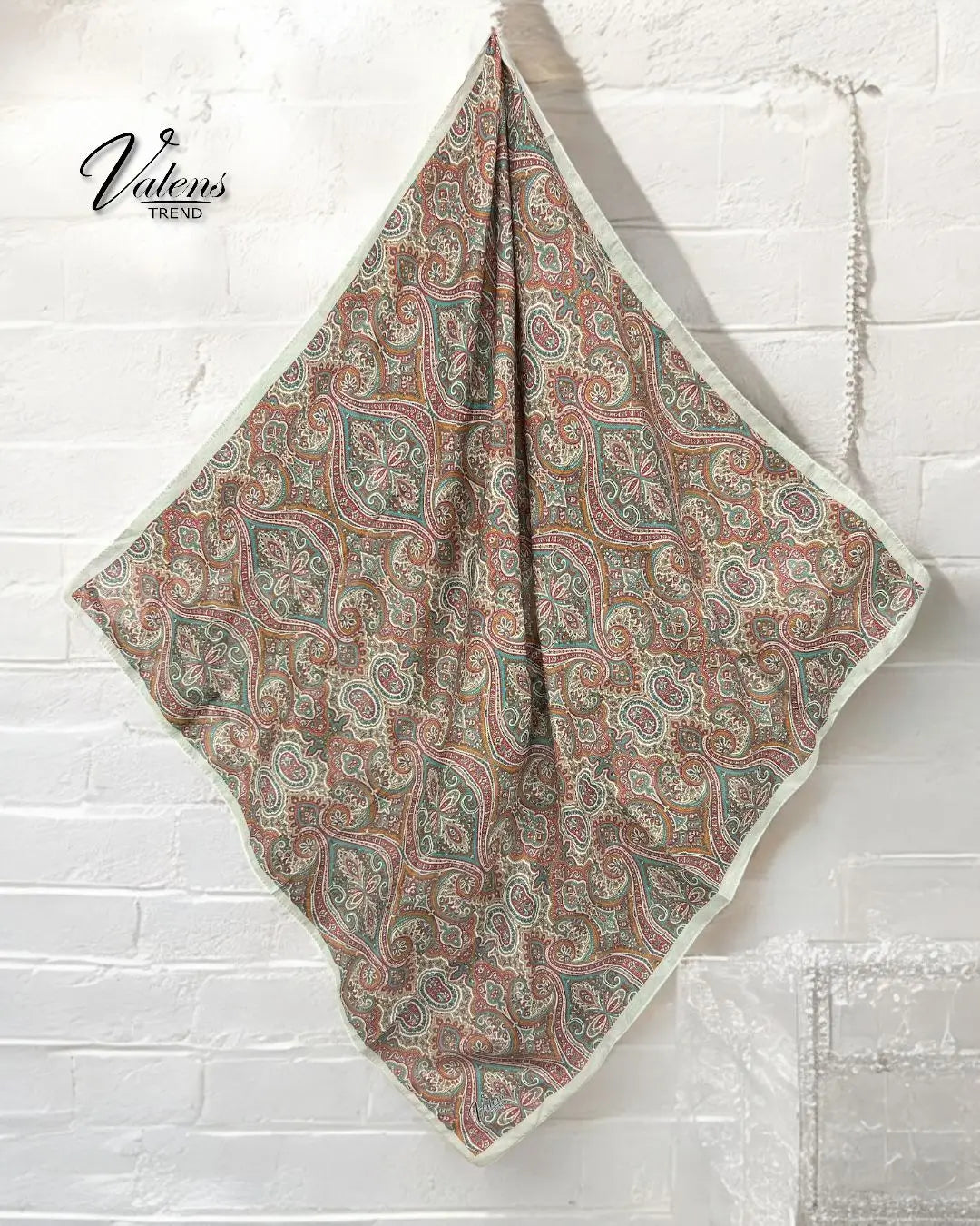 Desenli Koton Eşarp 424
