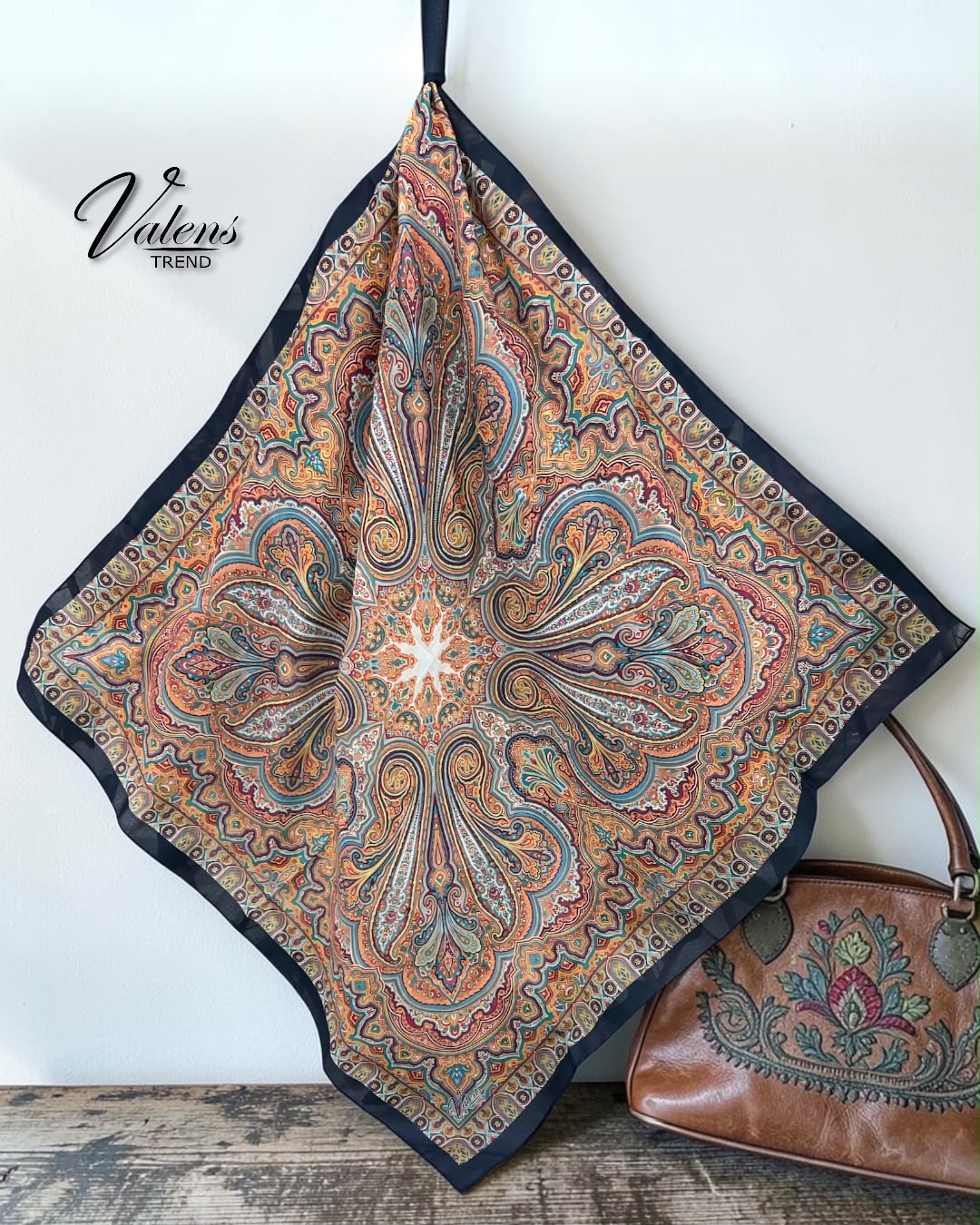 Desenli Koton Eşarp 685