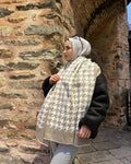 Kazayağı Desenli Triko Omuz Şalı 002