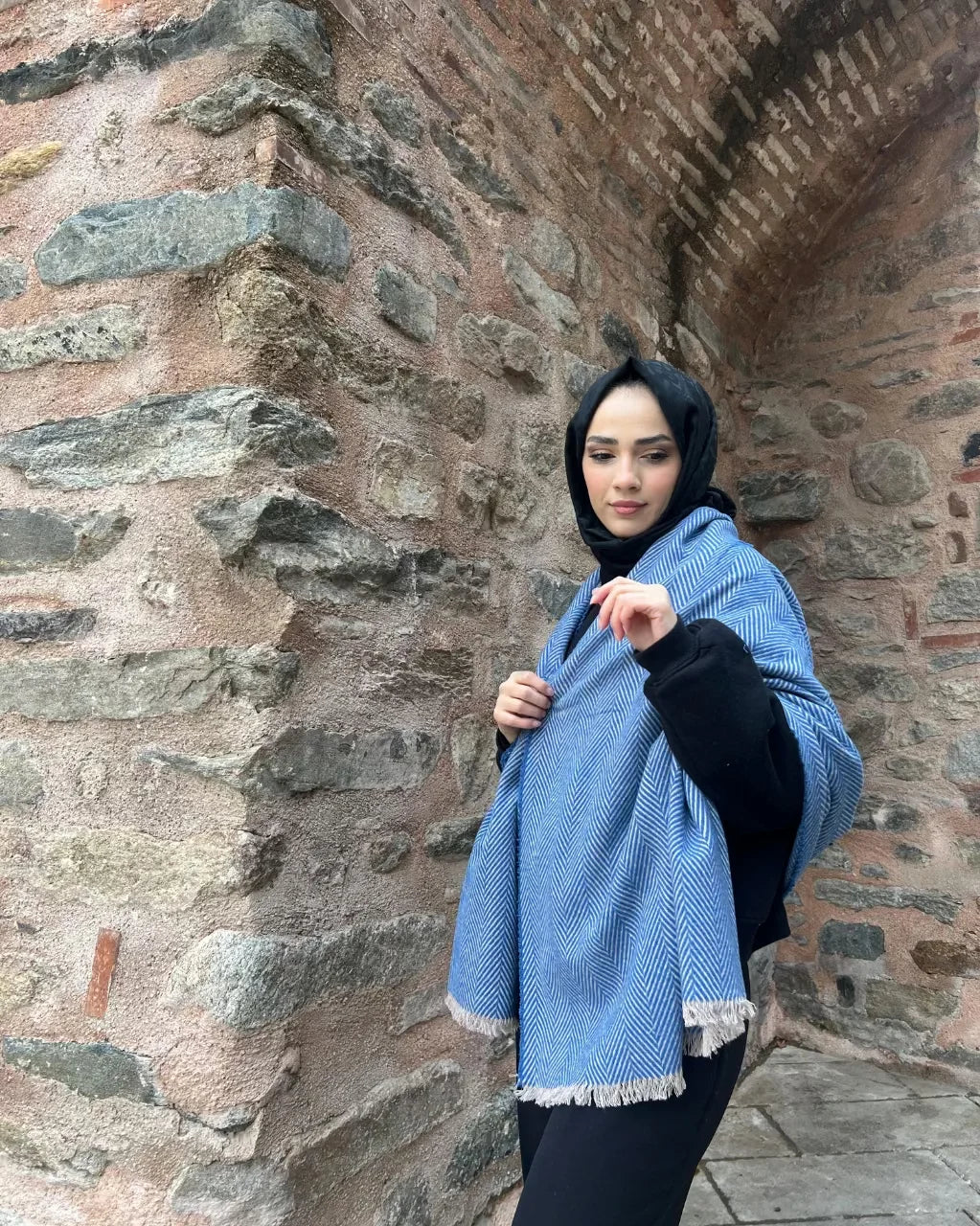 Balıksırtı Desenli Omuz Şalı 002