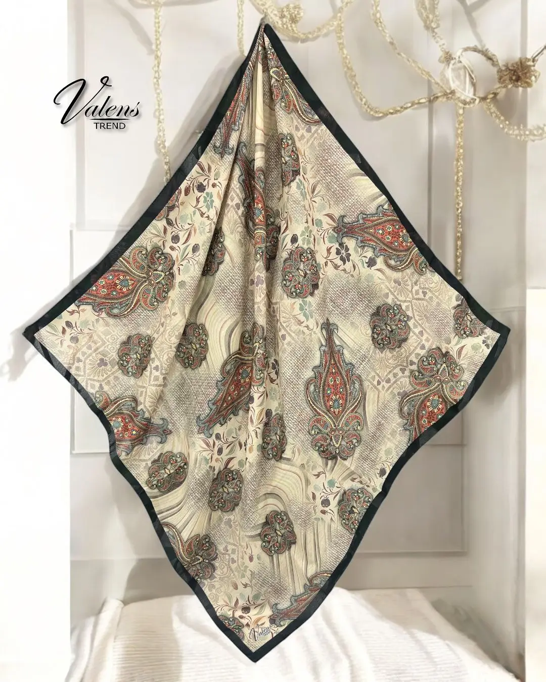 Desenli Koton Eşarp 457