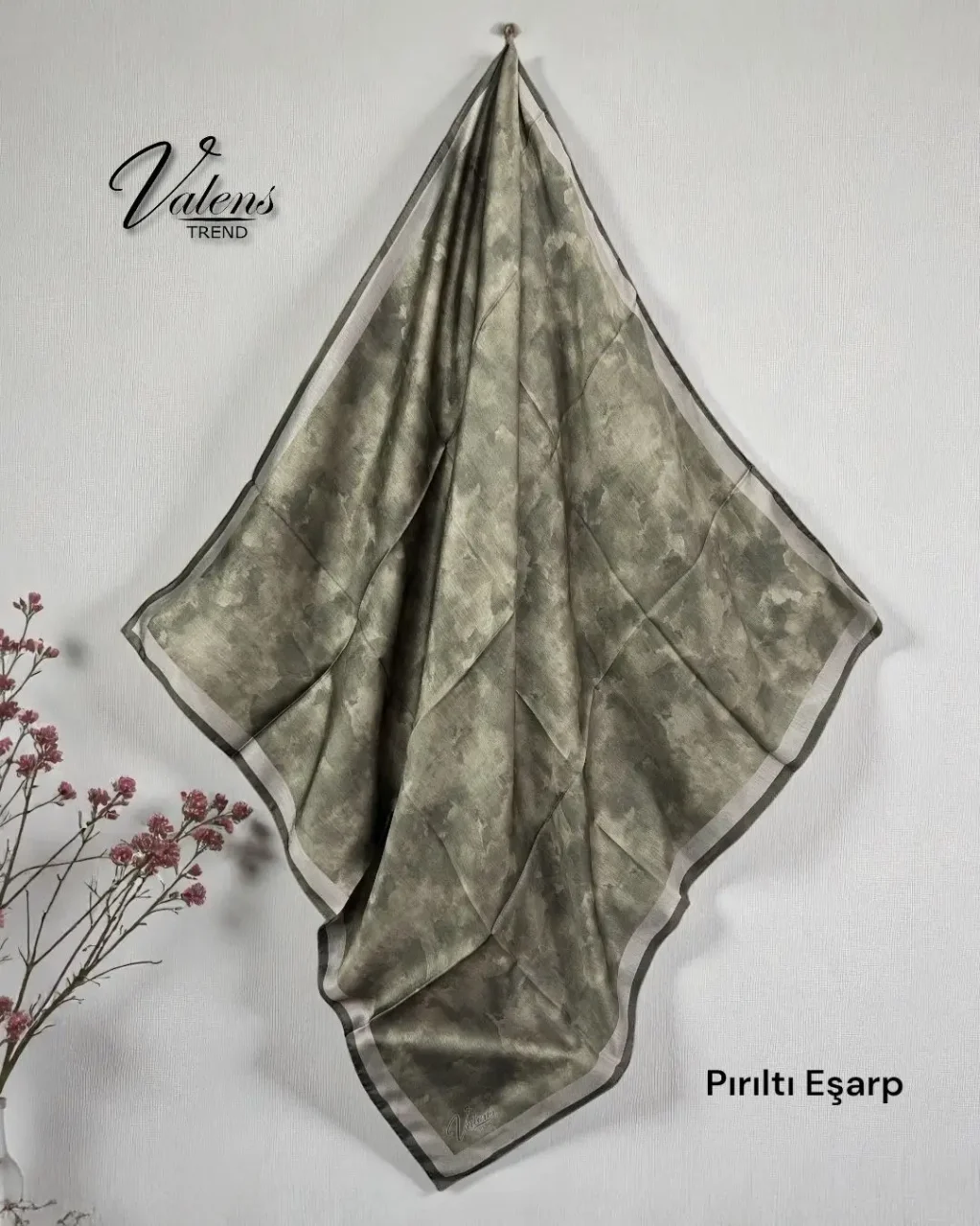 Pırıltı Eşarp 011 - Görsel 1