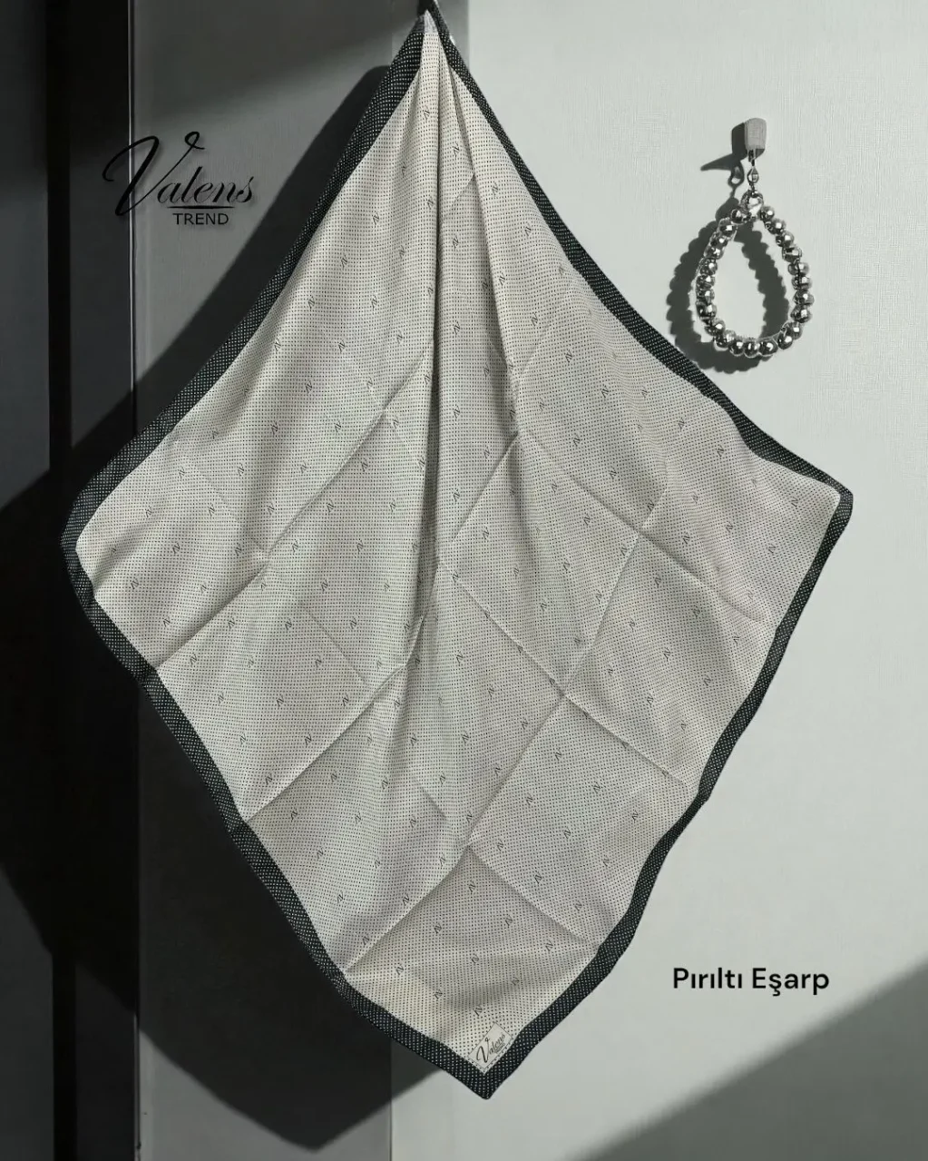 Pırıltı Eşarp 012 - Görsel 1